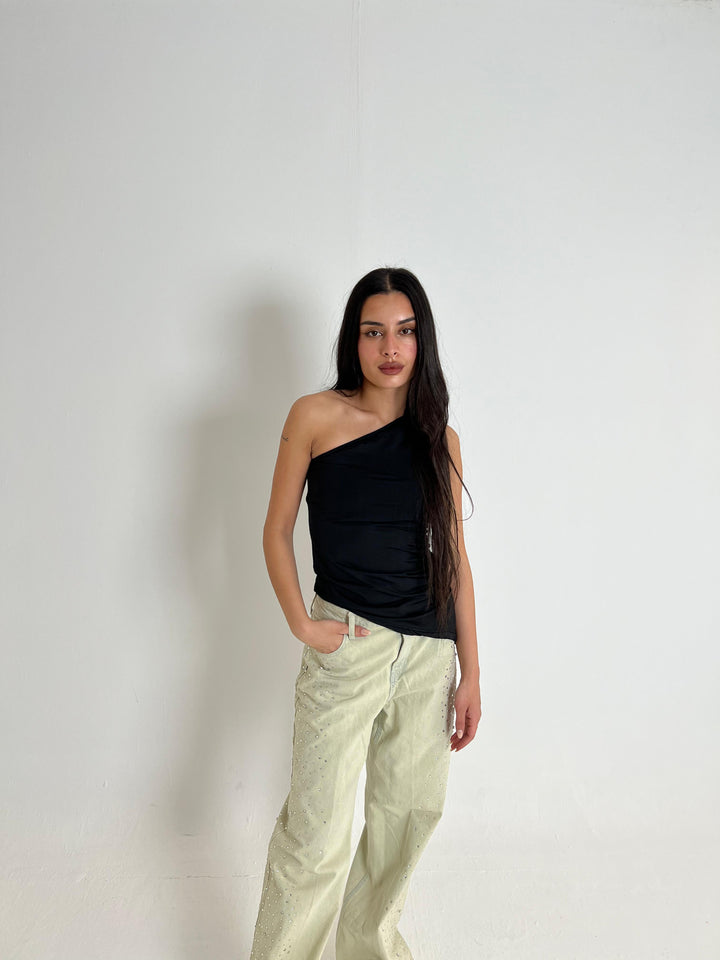 sliced top in black